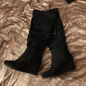 Black suede wedge boots